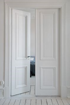 door (6)