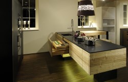 طراحی داخلی آشپزخانه با چوب طبیعی